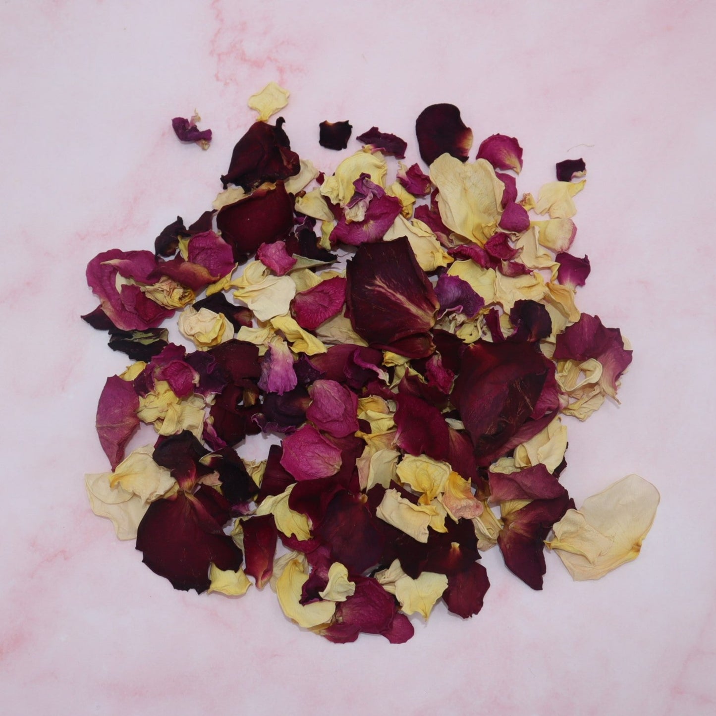 Eetbare Rozenblaadjes. Eetbare Bloemen. Rozen sprinkle.